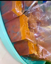 Load image into Gallery viewer, SPELL IN A SOAP HONEY COMB LOVE SPELL RITUALIZED SOAP
