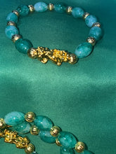 Load image into Gallery viewer, Jade Stone Pi Xiu Wealth &amp; Good Luck Feng Shui Bracelet