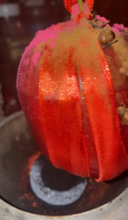 Load image into Gallery viewer, Apple True Love Spell
